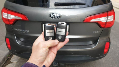 Làm chìa khóa xe Kia Sorento – Làm Chìa Khóa Xe Ôtô