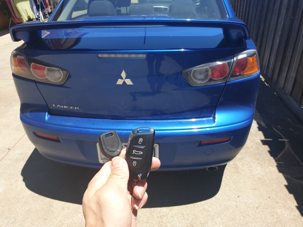 Làm chìa khóa xe Mitsubishi Lancer – Làm Chìa Khóa Xe Ôtô