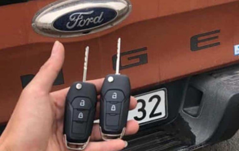 Làm chìa khóa xe ô tô Ford Ranger – Làm Chìa Khóa Xe Ôtô