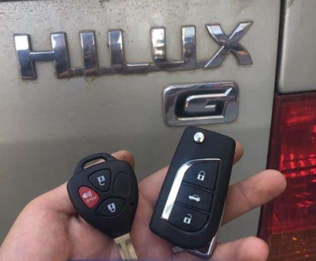 Làm chìa khóa xe Toyota Hilux – Làm Chìa Khóa Xe Ôtô