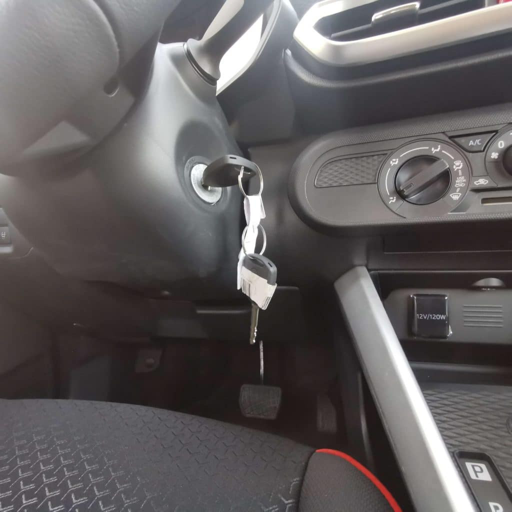 Làm chìa khóa xe Toyota Raize – Làm Chìa Khóa Xe Ôtô